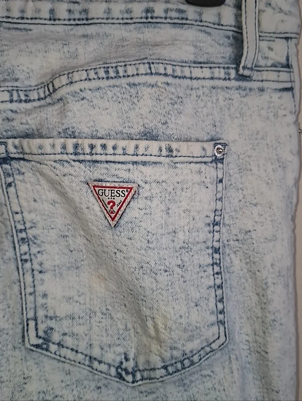GUESS Womens Light Acid-Wash Straight Jeans - Light Gray Size 30